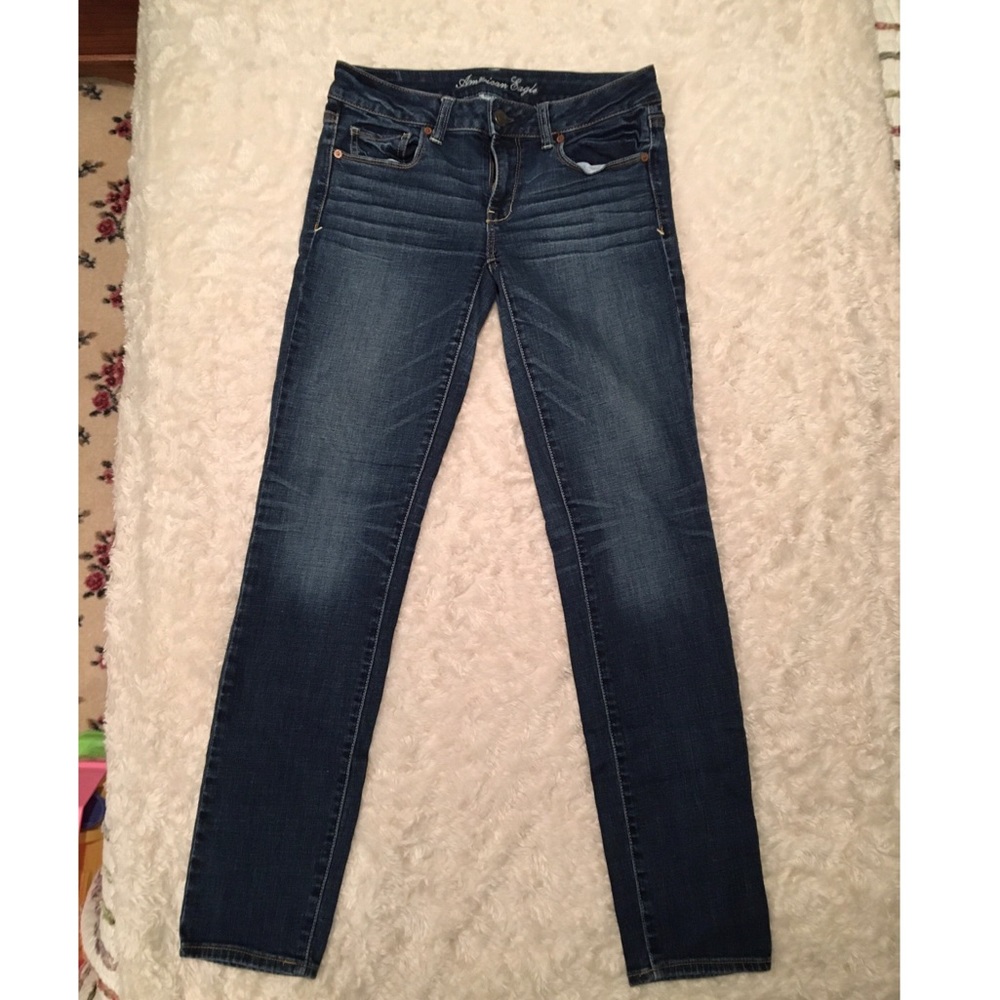 American Eagle mid rise straight leg jeans